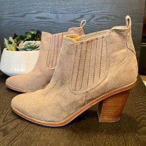 Nine West Booties size 8